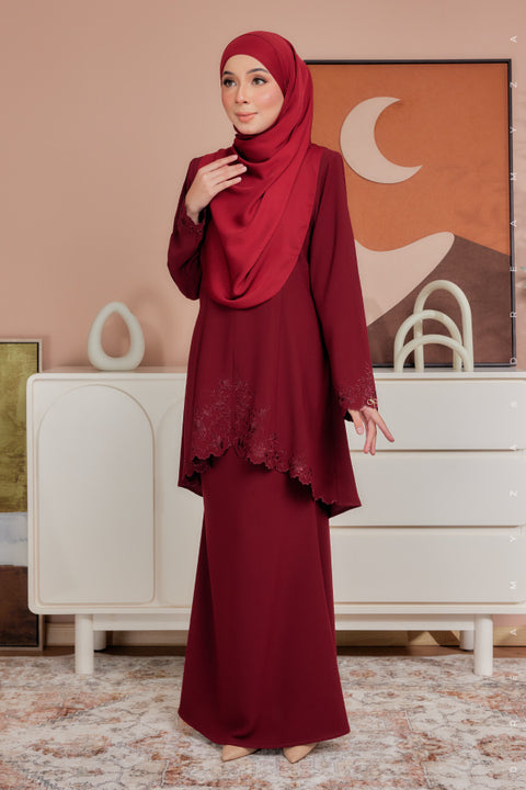 Aria Embroidered Heavy Chiffon Crepe Modern Kurung