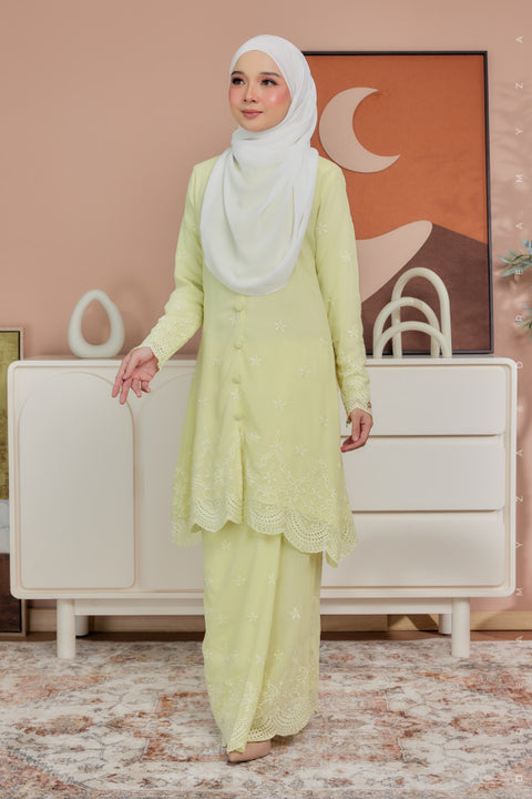 Atia Embroidered Sulam Chiffon Kebaya Riau Kurung Moden