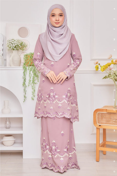 Raisya Flowers Embroidered Sulam Chiffon Baju Kurung Moden