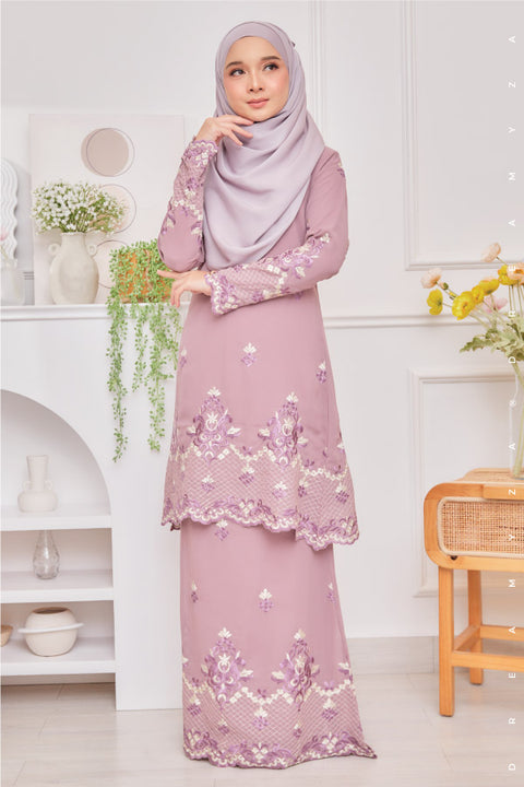 Raisya Flowers Embroidered Sulam Chiffon Baju Kurung Moden