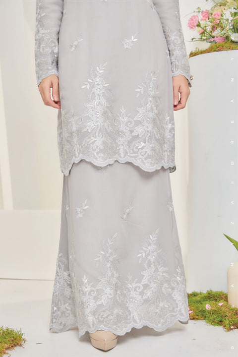 Jesnita Embroidered Sulam Chiffon Baju Kurung Moden