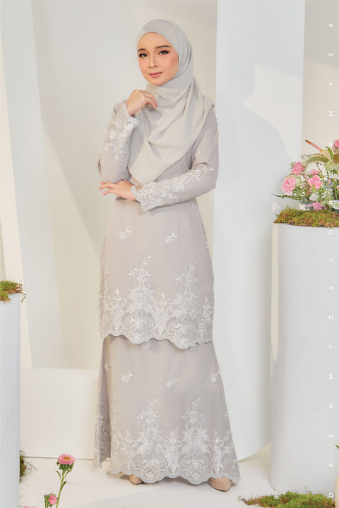 Jesnita Embroidered Sulam Chiffon Baju Kurung Moden