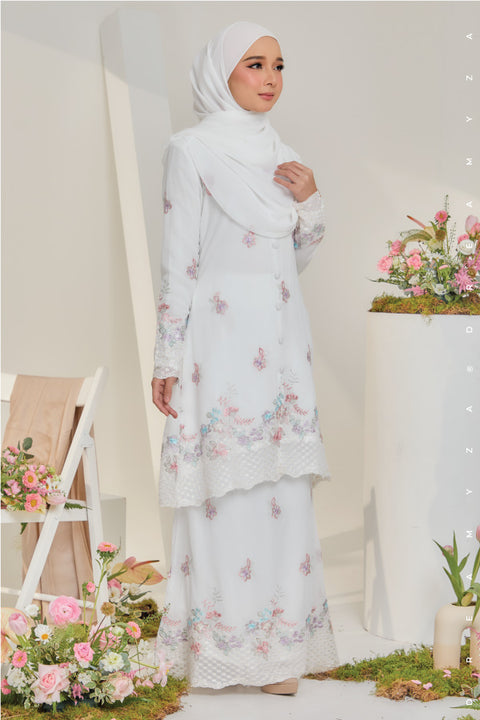 Mawar Flowers Embroidered Sulam Chiffon Baju Kurung Moden.