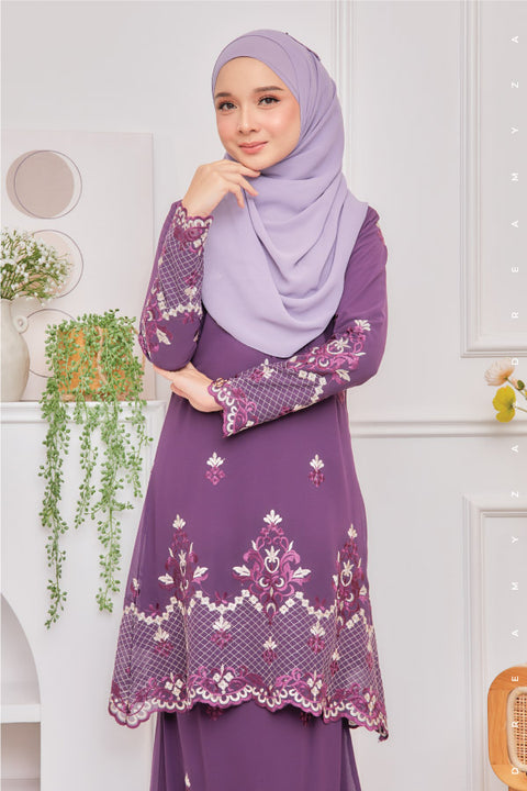 Raisya Flowers Embroidered Sulam Chiffon Baju Kurung Moden.