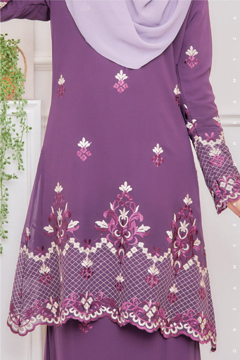 Raisya Flowers Embroidered Sulam Chiffon Baju Kurung Moden.