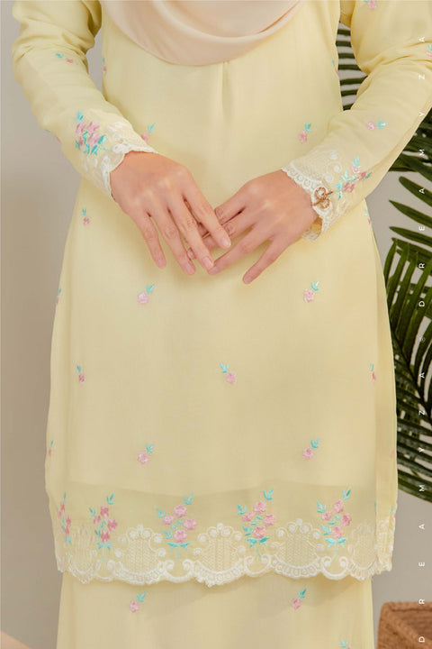 Juwita Embroidered Sulam Chiffon Baju Kurung Moden