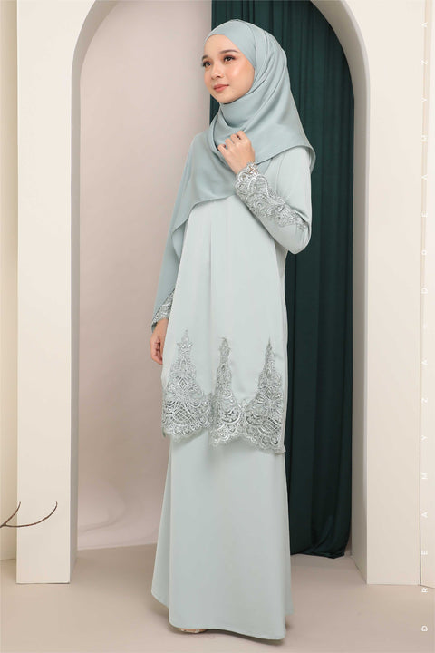 Amna Embroidered Border Lace Modern Kurung