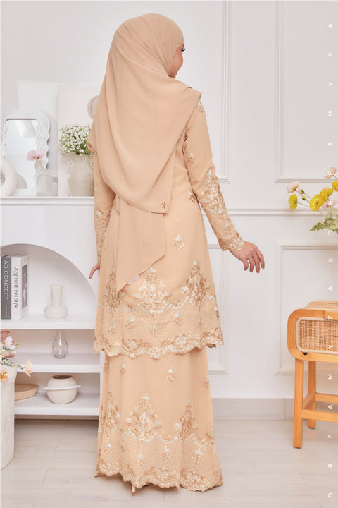 Raisya Flowers Embroidered Sulam Chiffon Baju Kurung Moden.