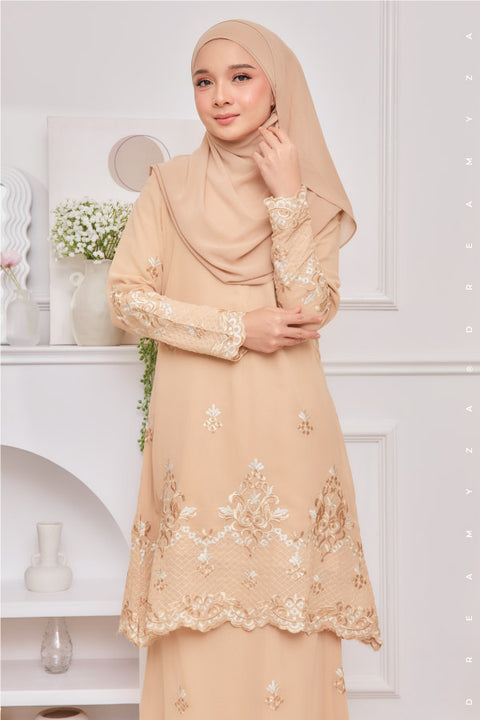 Raisya Flowers Embroidered Sulam Chiffon Baju Kurung Moden.