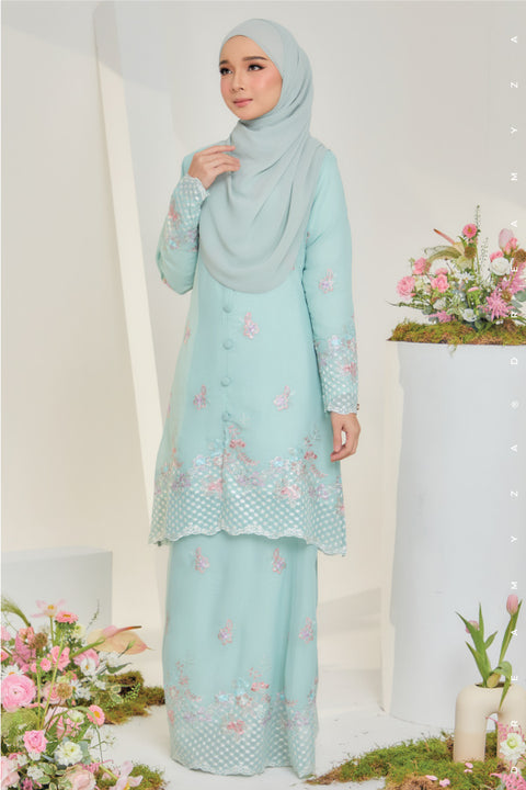Mawar Flowers Embroidered Sulam Chiffon Baju Kurung Moden.