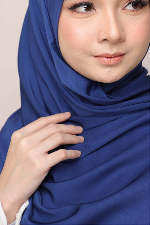 Tudung Shawl Diya Matte Silk Satin