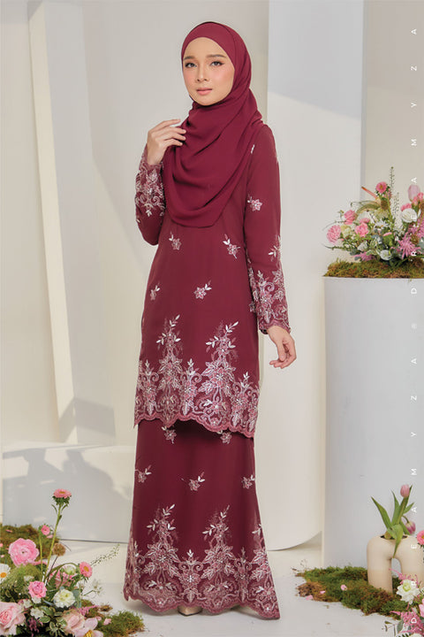 Jesnita Embroidered Sulam Chiffon Baju Kurung Moden