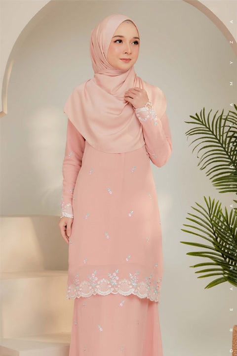 Juwita Embroidered Sulam Chiffon Baju Kurung Moden