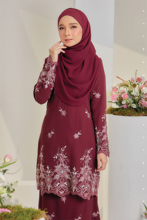 Jesnita Embroidered Sulam Chiffon Baju Kurung Moden