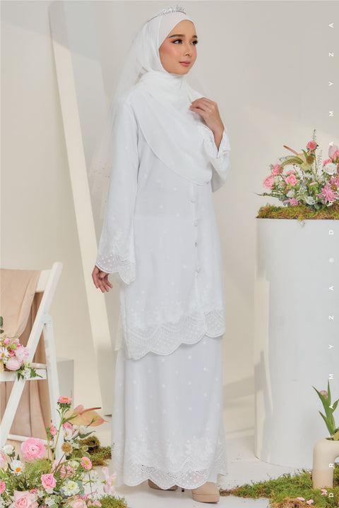 Widuri Embroidered Sulam Chiffon Brides Baju Kurung Akad Nikah Tunang in Off White.