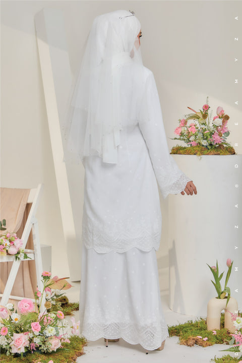 Widuri Embroidered Sulam Chiffon Brides Baju Kurung Akad Nikah Tunang in Off White.