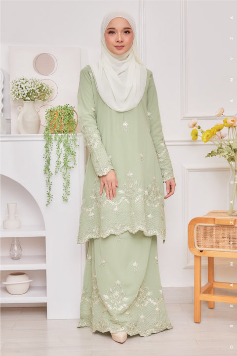 Raisya Flowers Embroidered Sulam Chiffon Baju Kurung Moden