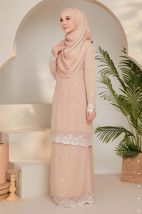 Juwita Embroidered Sulam Chiffon Baju Kurung Moden