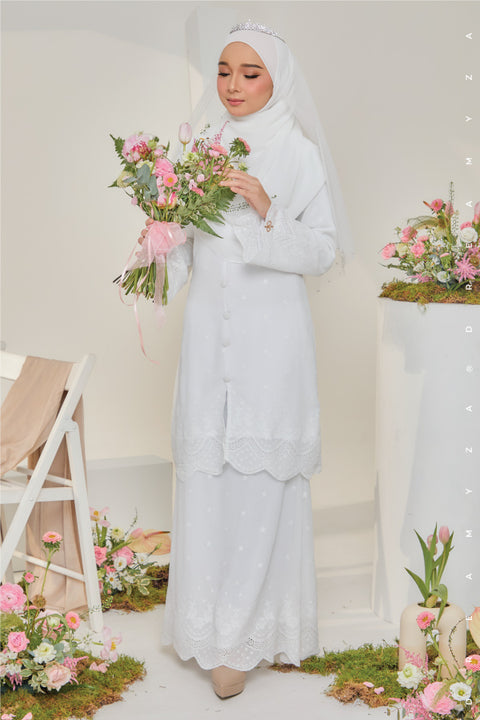 Widuri Embroidered Sulam Chiffon Brides Baju Kurung Akad Nikah Tunang in Off White.