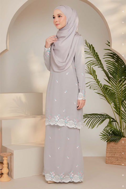 Juwita Embroidered Sulam Chiffon Baju Kurung Moden