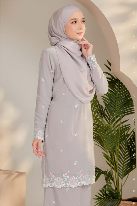 Juwita Embroidered Sulam Chiffon Baju Kurung Moden
