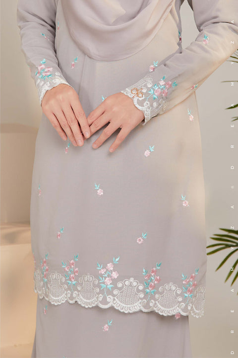 Juwita Embroidered Sulam Chiffon Baju Kurung Moden