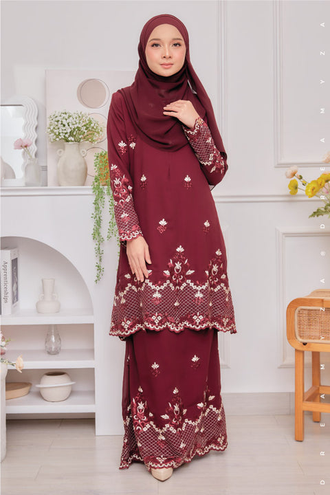 Raisya Flowers Embroidered Sulam Chiffon Baju Kurung Moden