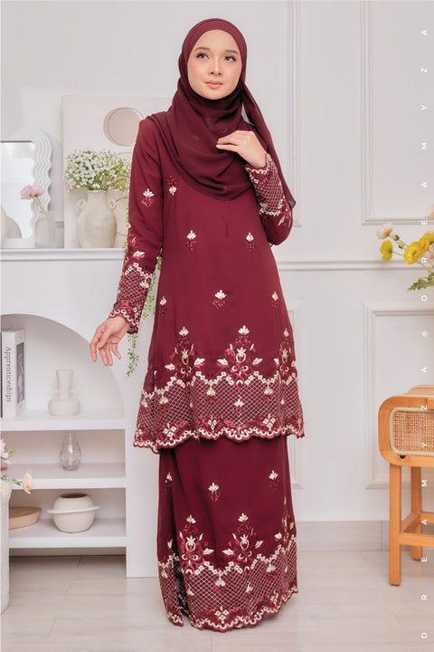 Raisya Flowers Embroidered Sulam Chiffon Baju Kurung Moden