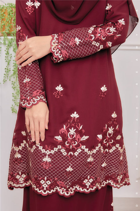 Raisya Flowers Embroidered Sulam Chiffon Baju Kurung Moden