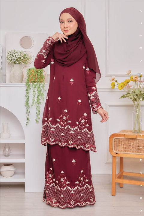 Raisya Flowers Embroidered Sulam Chiffon Baju Kurung Moden