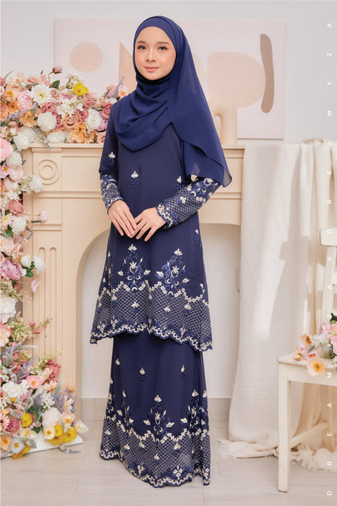 Raisya Flowers Embroidered Sulam Chiffon Baju Kurung Moden