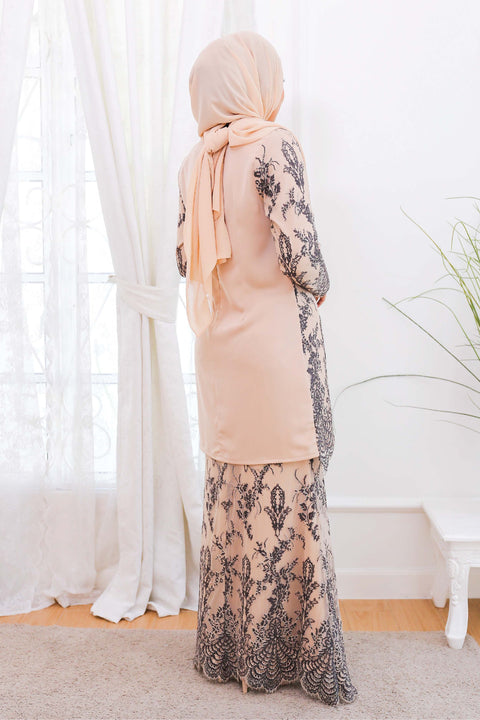 Baju Kurung Carolyn Lace