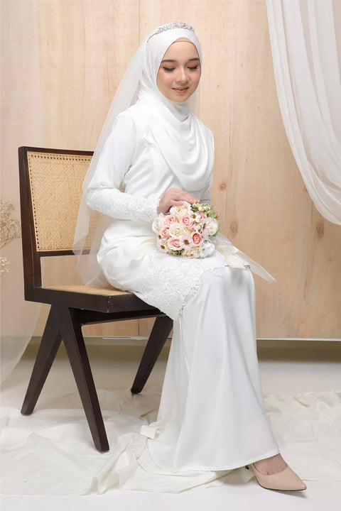 Baju Kurung Nikah White Deana Embroidered Border Lace Brides