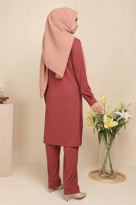 Emma Ironless Pant Suit