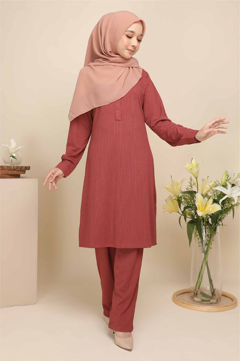 Emma Ironless Pant Suit