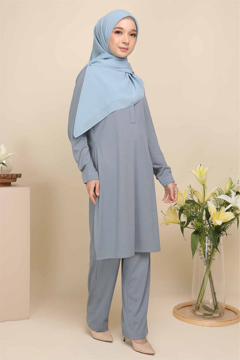 Emma Ironless Pant Suit