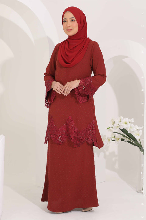 Ironless Maira Embroidered Border Lace Modern Baju Kurung