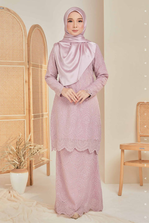 Qaseh Embroidered Sulam Chiffon Baju Kurung Moden