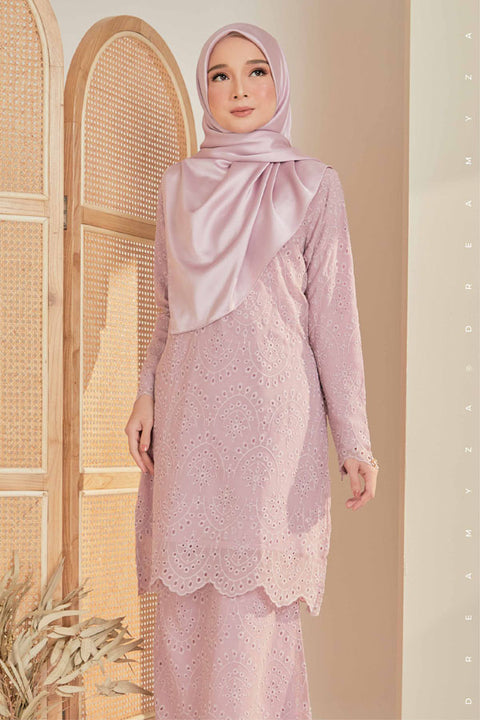 Qaseh Embroidered Sulam Chiffon Baju Kurung Moden