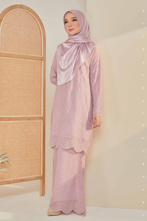 Qaseh Embroidered Sulam Chiffon Baju Kurung Moden