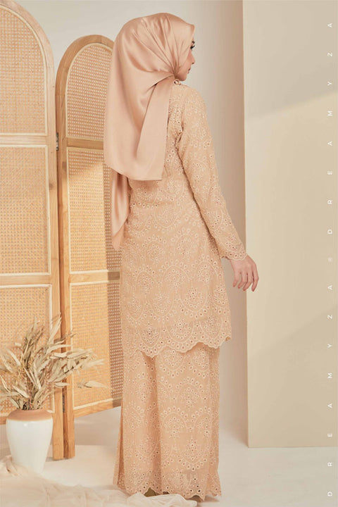 Qaseh Embroidered Sulam Chiffon Baju Kurung Moden