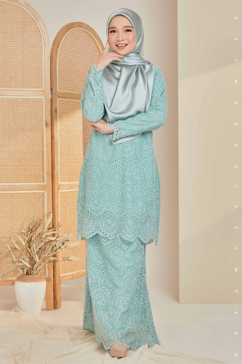 Qaseh Embroidered Sulam Chiffon Baju Kurung Moden