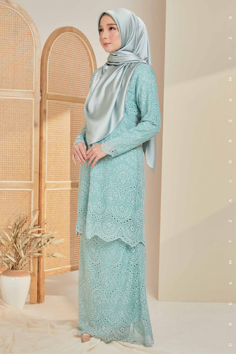 Qaseh Embroidered Sulam Chiffon Baju Kurung Moden