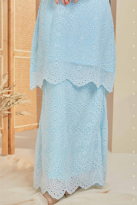 Qaseh Embroidered Sulam Chiffon Baju Kurung Moden