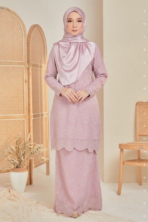 Qaseh Embroidered Sulam Chiffon Baju Kurung Moden